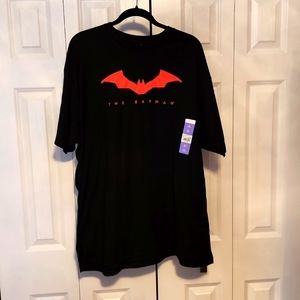 The Batman Mens Black & Red Tshirt 2XL*NWT*